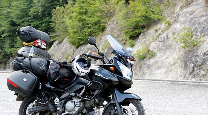 Podróż motocyklem – jak bezpiecznie i wygodnie przewozić bagaże?