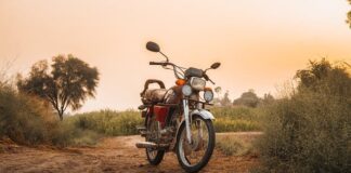 Ile pali Honda Jazz?