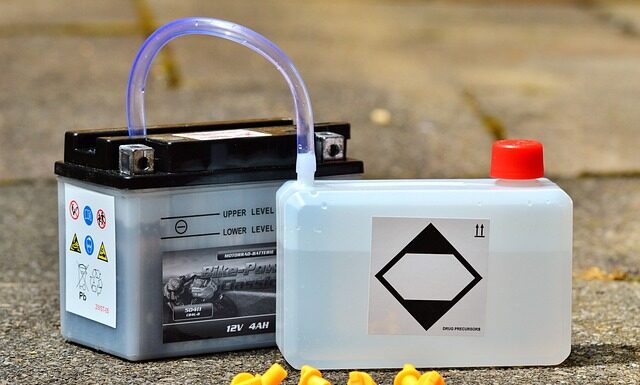 Jak długo wytrzymuje akumulator w dieslu?